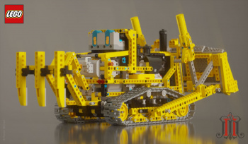 Визуализация модели бульдозера LEGO 8275